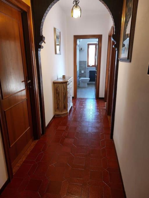 Villa A Due Passi Dai Lupi Civitella Alfedena Exterior foto